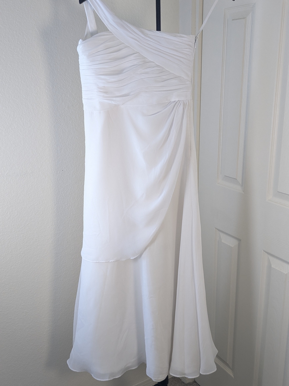 LightInTheBox White One Shoulder Chiffon Formal Bridal Dress